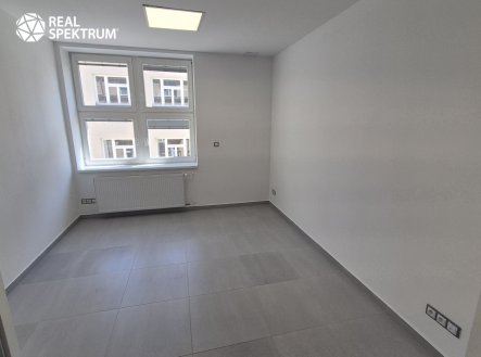 Pronájem bytu, 1+kk, 27 m²