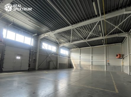 Pronájem komerčního objektu, sklad, 350 m²