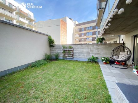 Pronájem bytu, 2+kk, 57 m²