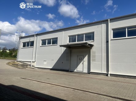 Pronájem komerčního objektu, sklad, 350 m²