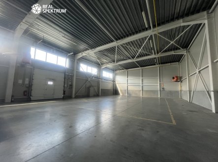 Pronájem komerčního objektu, sklad, 350 m²