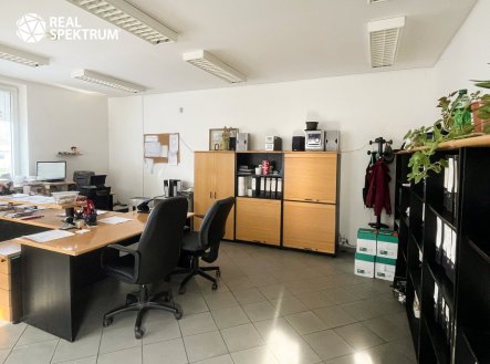 Pronájem komerčního objektu, sklad, 2 908 m²