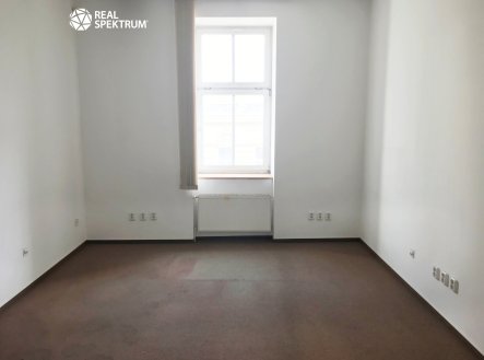 Pronájem kanceláře, 110 m²