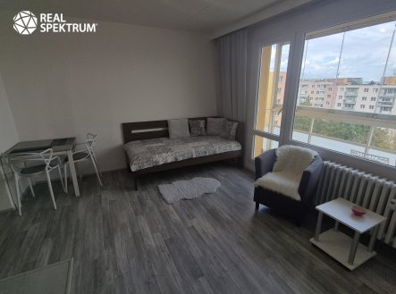 Pronájem bytu, 1+kk, 28 m²