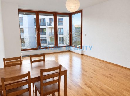 Pronájem bytu, 2+kk, 55 m²