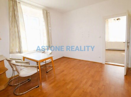 Pronájem bytu, 3+kk, 66 m²