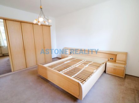 Pronájem bytu, 3+kk, 66 m²
