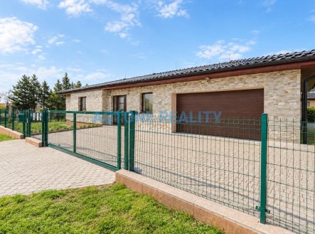 Pronájem domu/vily, 213 m²