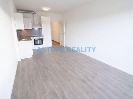 Pronájem bytu, 1+kk, 39 m²