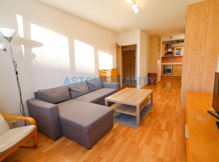 Pronájem bytu, 2+kk, 50 m²