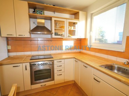Pronájem bytu, 2+kk, 50 m²