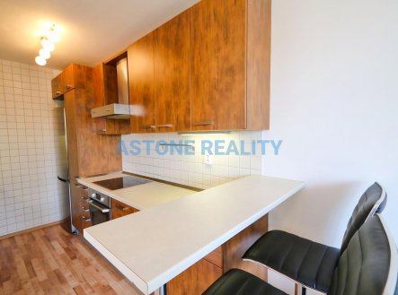 Pronájem bytu, 1+kk, 39 m²