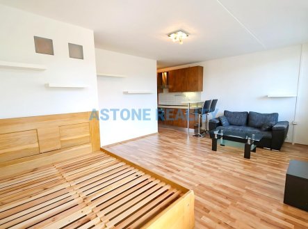 Pronájem bytu, 1+kk, 39 m²