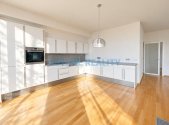 Pronájem bytu, 2+kk, 81 m²