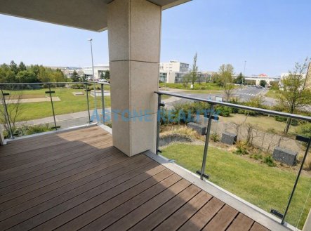 Pronájem bytu, 2+kk, 81 m²