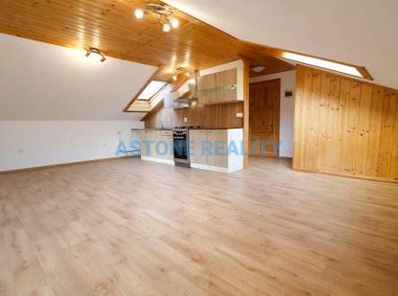 Pronájem bytu, 2+kk, 65 m²