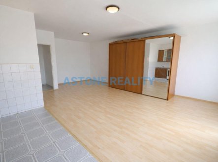 Prodej bytu, 1+kk, 59,8 m²