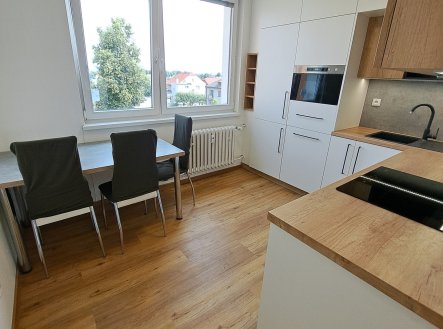 Pronájem bytu, 2+1, 55 m²