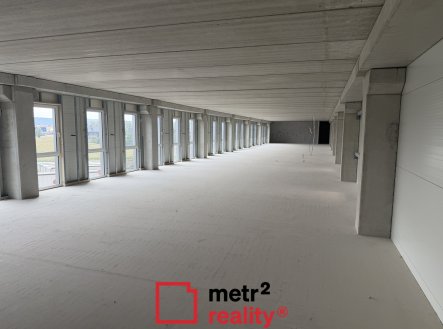 Pronájem kanceláře, 495 m²