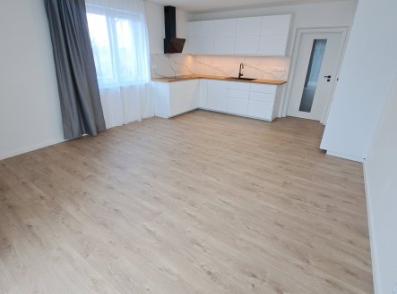Pronájem bytu, 2+kk, 146 m²