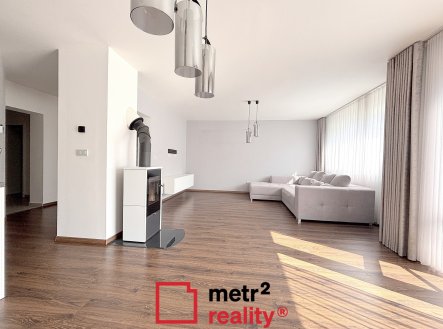 30 | Pronájem - dům/vila, 152 m²