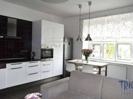 Pronájem bytu, 2+kk, 56 m²
