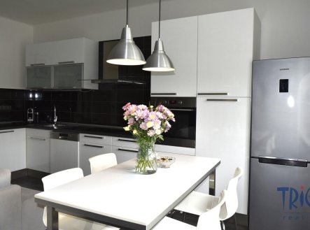 Pronájem bytu, 2+kk, 56 m²