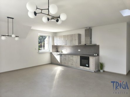 Pronájem bytu, 3+kk, 81 m²