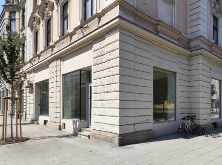 Pronájem obchodní prostory, 104 m²