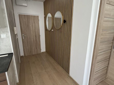 Pronájem bytu, 2+kk, 35 m²