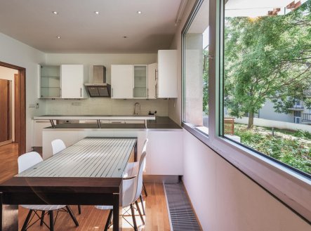 Prodej bytu, 3+kk, 72 m²