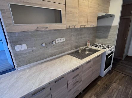 Pronájem bytu, 3+1, 60 m²
