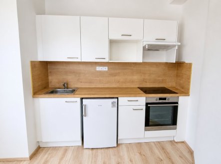 Pronájem bytu, 1+kk, 34 m²