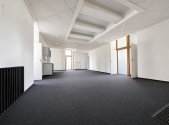 Pronájem - kanceláře, 364 m²