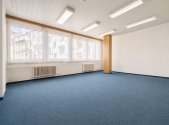 Pronájem - kanceláře, 218 m²