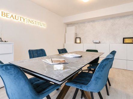 Pronájem obchodní prostory, 16 m²