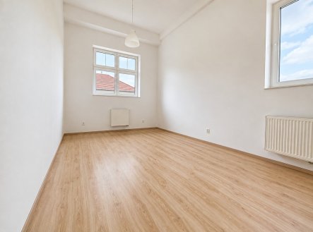 Pronájem bytu, 1+kk, 34 m²