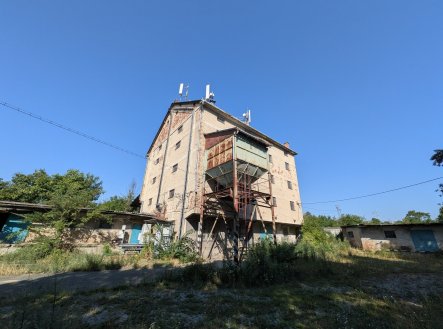 Pronájem komerčního objektu, výroba, 1 400 m²