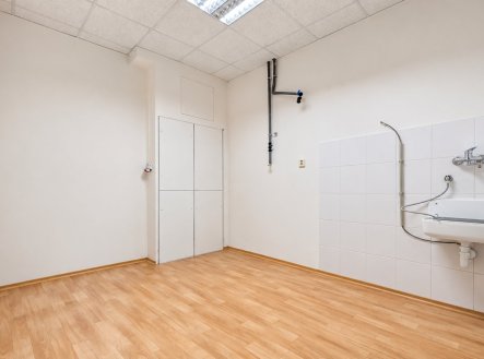 Pronájem komerčního objektu, sklad, 72 m²