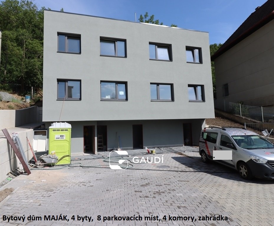 BD MAJÁK
