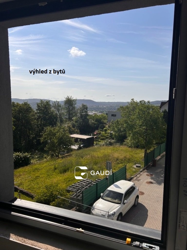 výhled z oken pokojů
