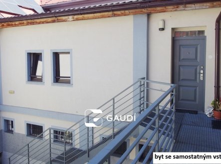 Pronájem bytu, 1+kk, 37 m²