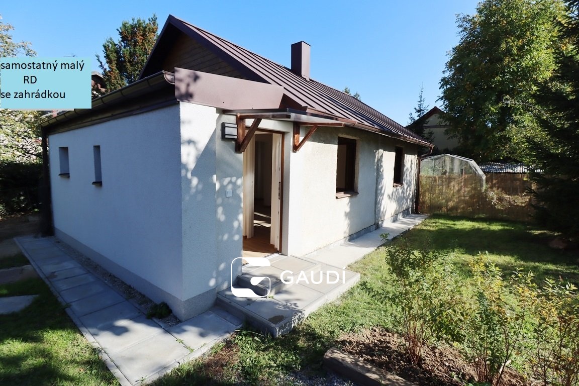 domeček se zahrádkou