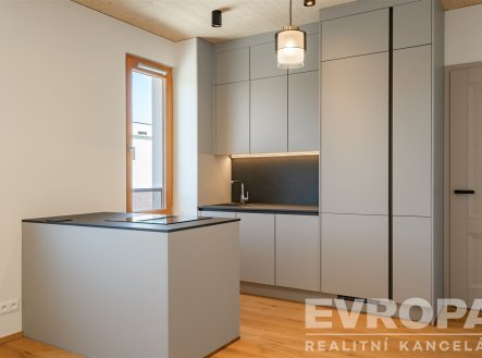 Prodej bytu, 4+kk, 86 m²
