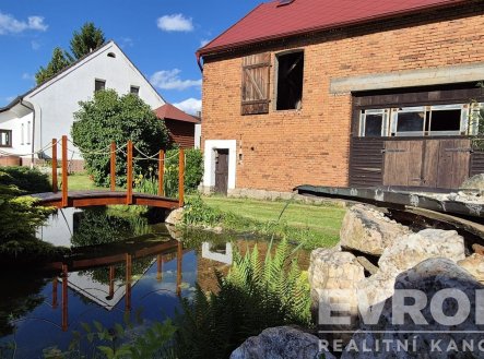 Prodej zemědělského objektu, 3 008 m²