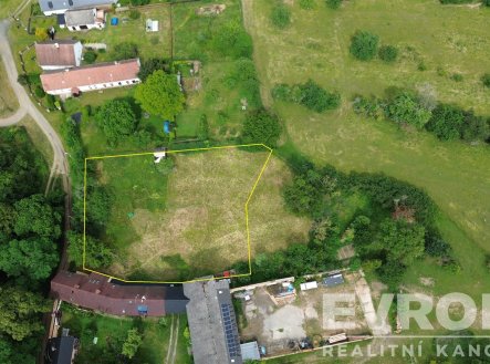 Prodej pozemku pro bydlení, 2 093 m²