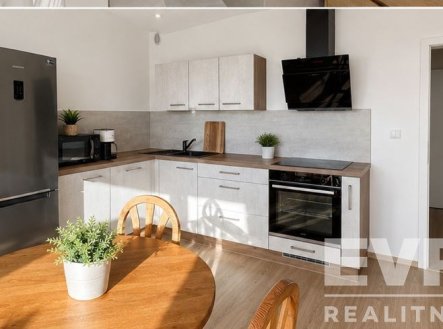 Pronájem bytu, 2+kk, 58 m²