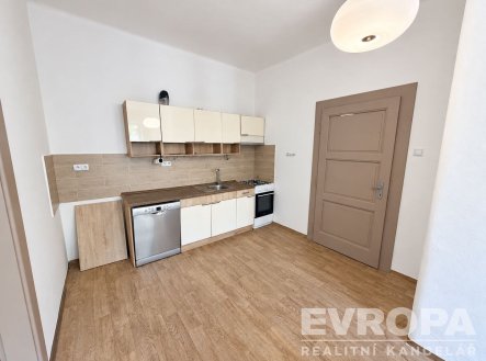 Pronájem bytu, 2+kk, 56 m²