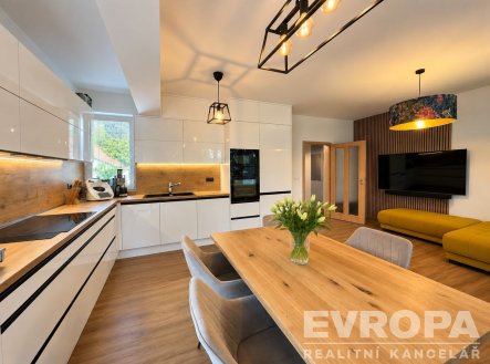 Prodej bytu, 3+kk, 100 m²