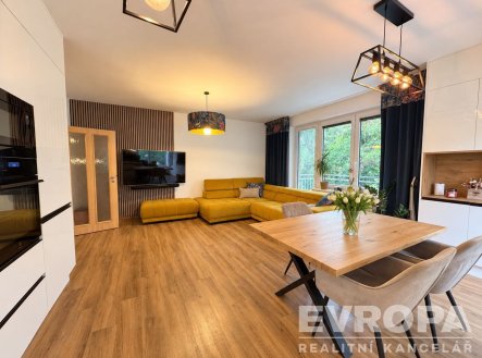 Prodej bytu, 3+kk, 100 m²